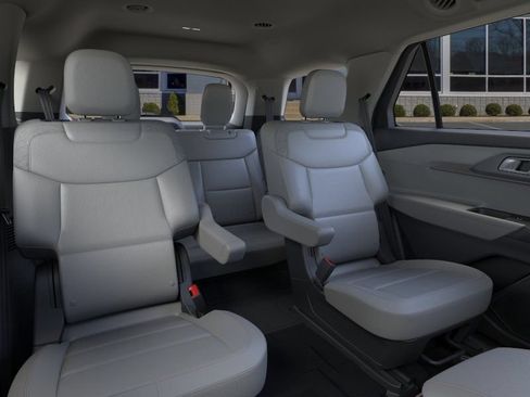 New 2026 Ford Explorer Active w/ Active Comfort Package AWD/4WD image 11