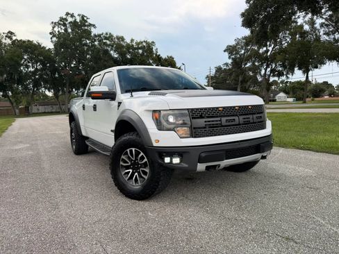 Used 2013 Ford F150 Raptor w/ Luxury Equipment Group AWD/4WD image 3