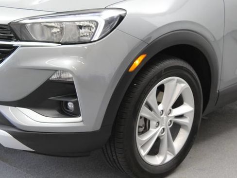 Used 2023 Buick Encore GX Preferred w/ Cold Weather Comfort Package FWD image 5