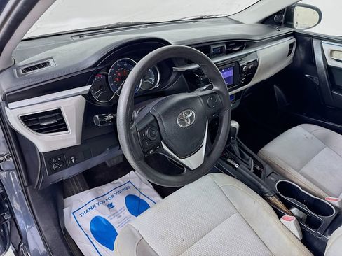 Used 2016 Toyota Corolla LE FWD image 10