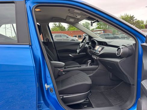 Used 2024 Nissan Kicks SV FWD image 12