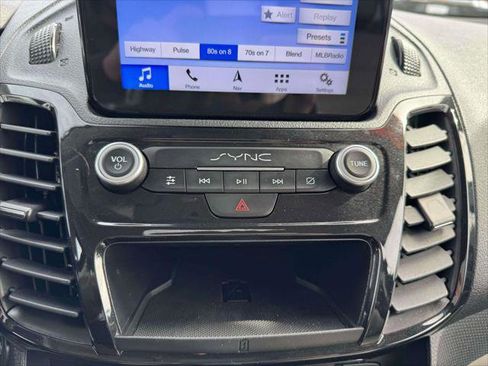 Used 2020 Ford Transit Connect Titanium image 29
