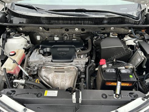 Used 2015 Toyota RAV4 XLE image 31