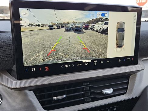 New 2026 Ford Explorer Active w/ Active Comfort Package image 17