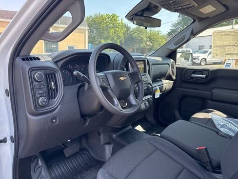 New 2025 Chevrolet Silverado 1500 W/T w/ WT Value Package image 10