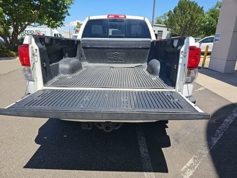 Used 2010 Toyota Tundra 4x4 Double Cab image 7