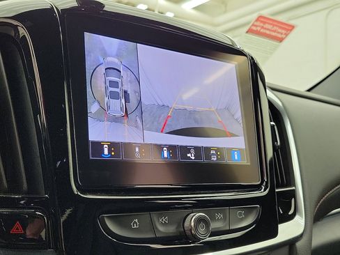 Used 2023 Chevrolet Traverse RS image 15