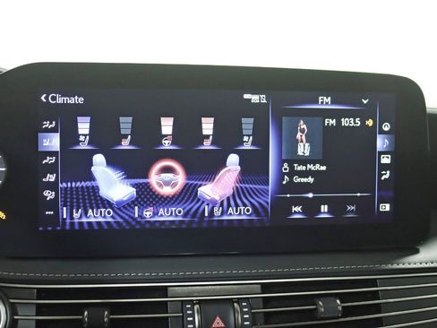 Used 2021 Lexus LS 500 AWD w/ Luxury Package image 23