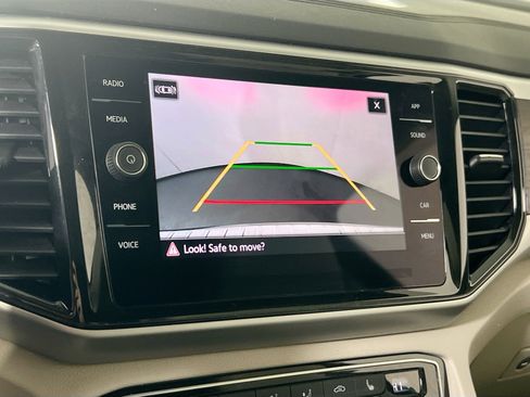 Used 2023 Volkswagen Atlas SE image 13