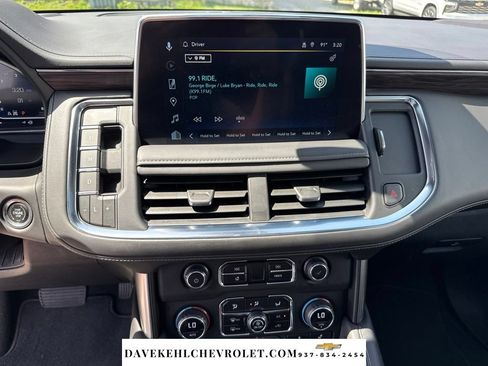Used 2023 Chevrolet Tahoe Z71 w/ Luxury Package AWD/4WD image 18
