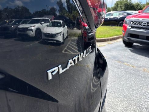 Used 2019 Nissan Murano Platinum w/ Cargo Package FWD image 21