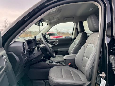 Used 2025 Ford Bronco Sport Badlands image 21