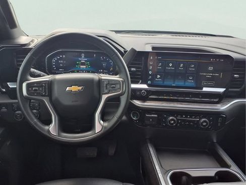 Certified 2025 Chevrolet Silverado 2500 LTZ w/ LTZ Plus Package AWD/4WD image 4