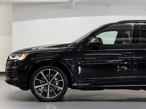 Used 2021 Audi Q7 3.0T Prestige AWD/4WD image 14