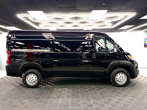Used 2023 RAM ProMaster 2500 FWD image 16
