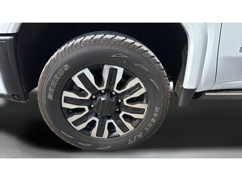 Used 2024 GMC Sierra 3500 Denali Ultimate AWD/4WD image 20