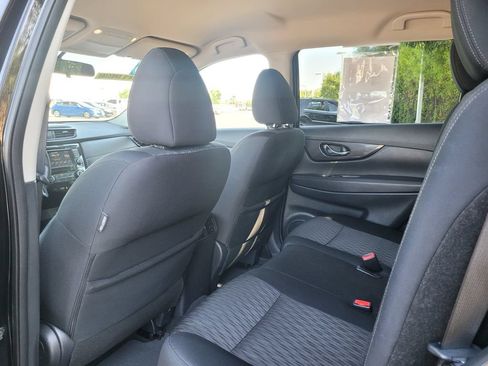 Used 2018 Nissan Rogue S w/ S Value Package FWD image 15