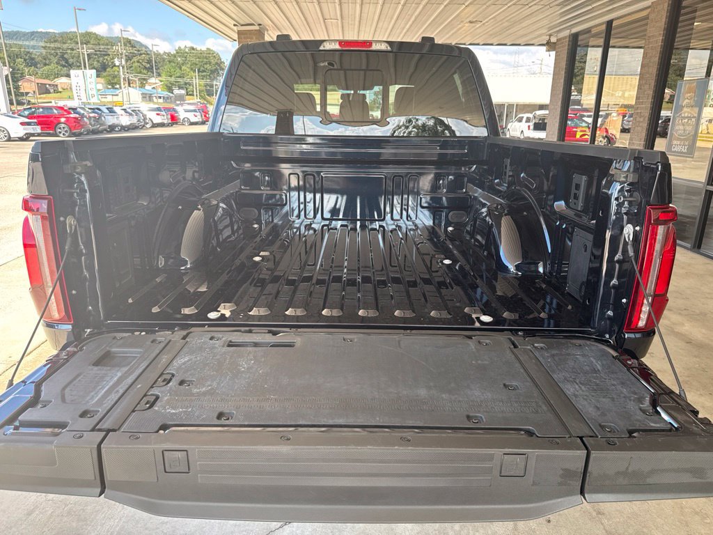 Certified 2025 Ford F150 Lariat w/ Equipment Group 501A Mid AWD/4WD image 27