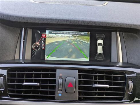 Used 2015 BMW X3 xDrive28d image 14