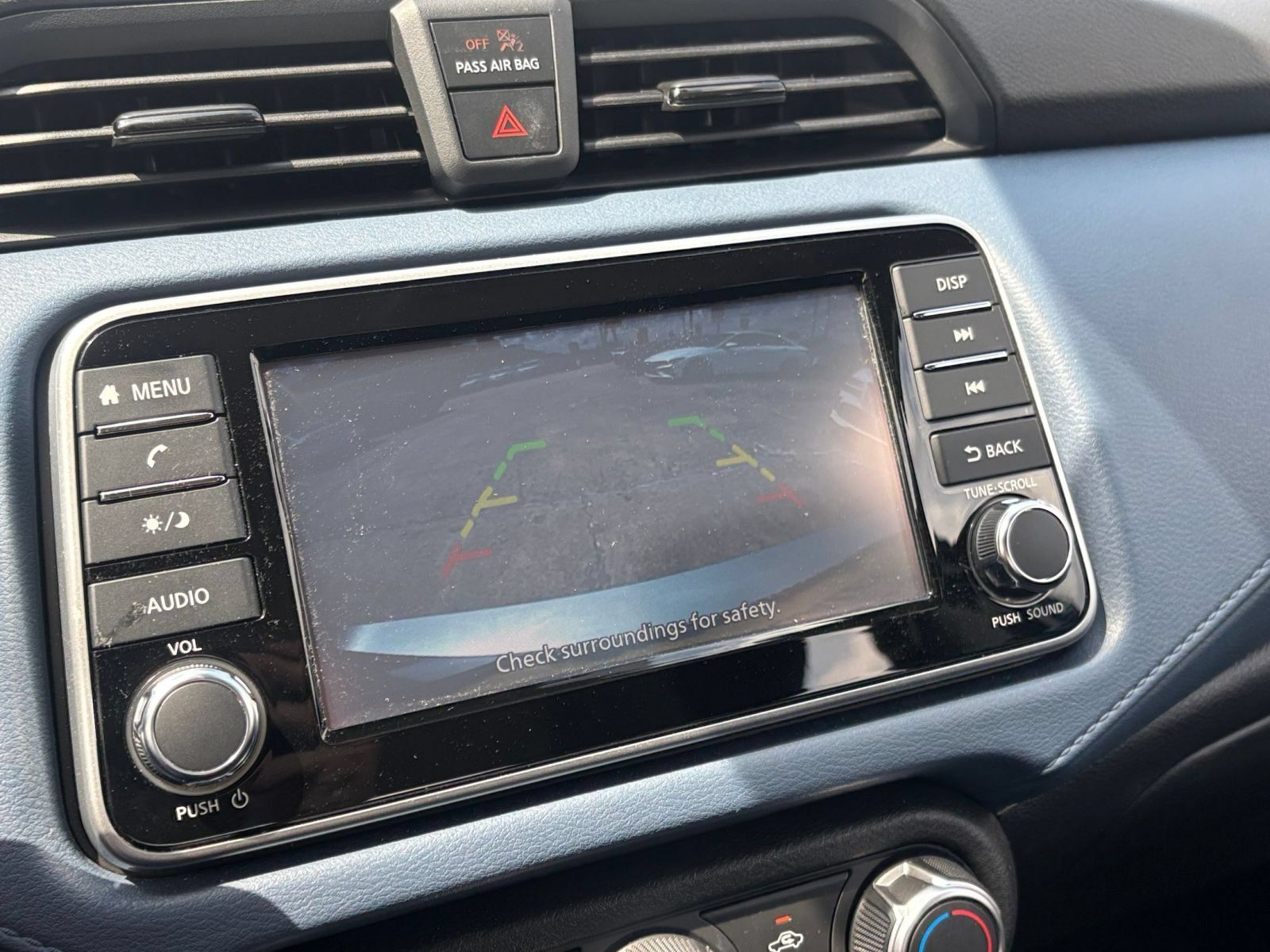 Used 2025 Nissan Versa SV FWD image 21