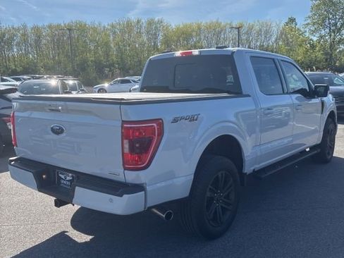 Used 2022 Ford F150 XLT w/ Equipment Group 302A High AWD/4WD image 4