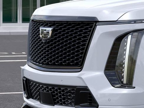 New 2026 Cadillac Escalade ESV V image 13