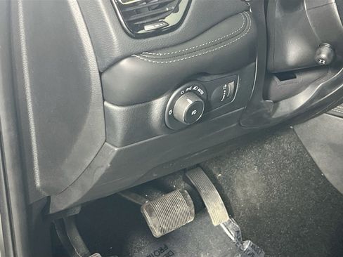 Used 2022 Dodge Durango GT image 10