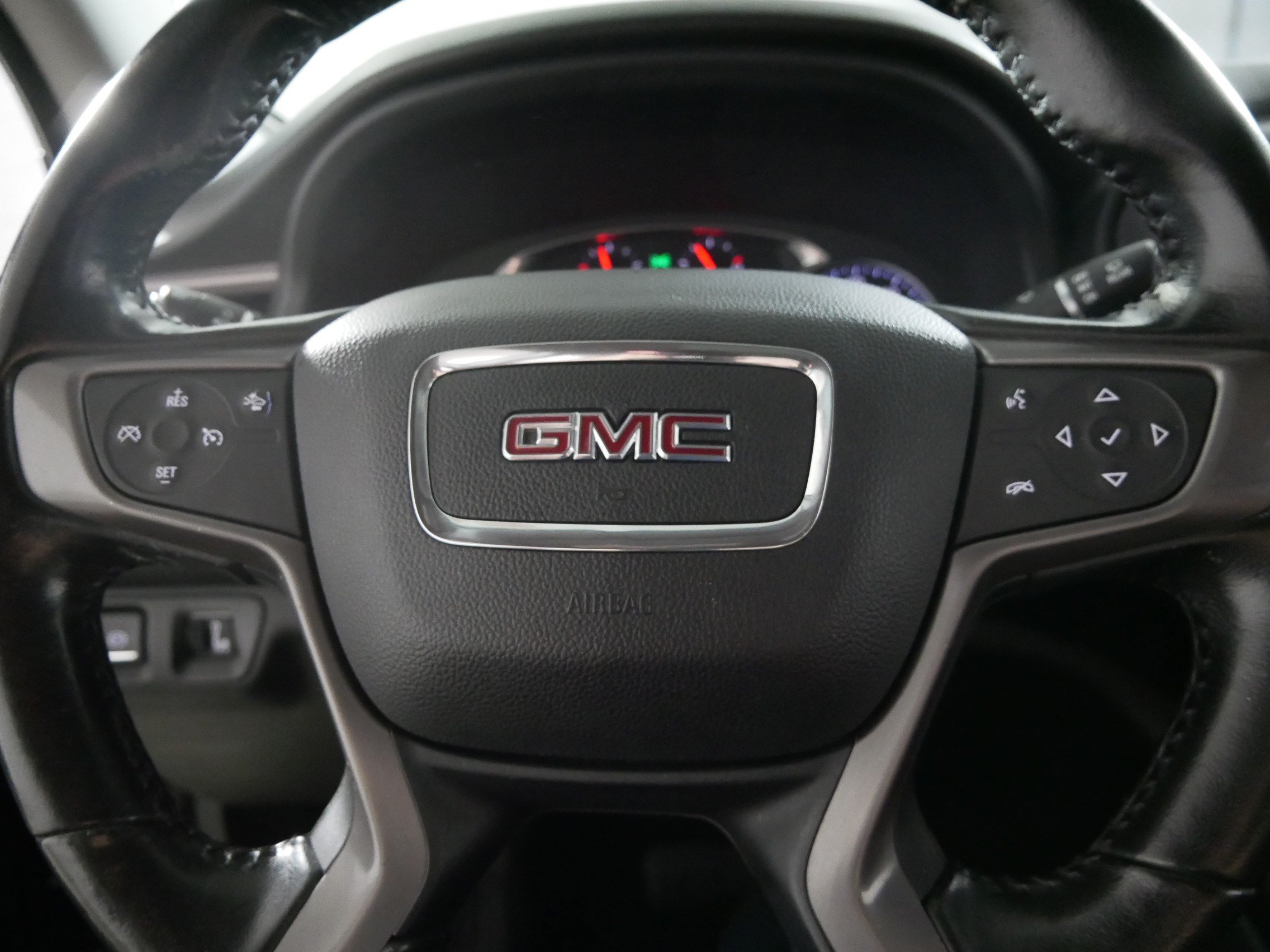 Used 2020 GMC Acadia AT4 w/ Driver Alert Package II AWD/4WD image 25