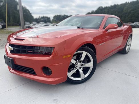 Used 2013 Chevrolet Camaro SS w/ RS Package RWD image 3