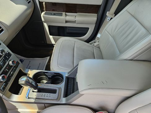 Used 2011 Ford Flex SEL w/ Rapid Spec Order Code image 13