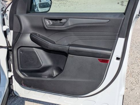 Used 2025 Ford Escape Active image 26