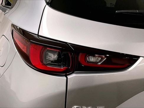 Used 2023 MAZDA CX-5 AWD 2.5 S w/ Select Package image 32
