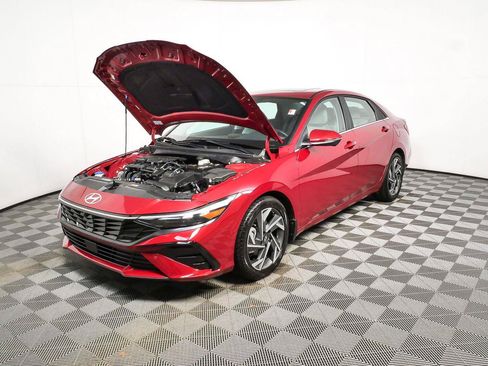 Used 2024 Hyundai Elantra Limited FWD image 33