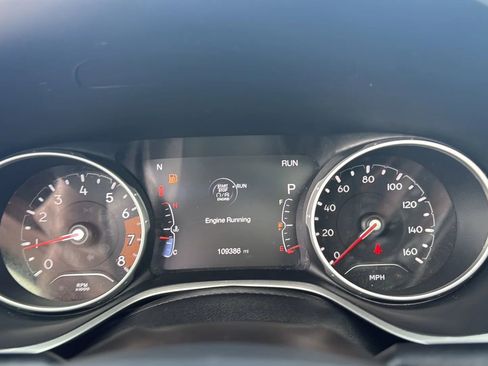 Used 2019 Jeep Compass Latitude image 18