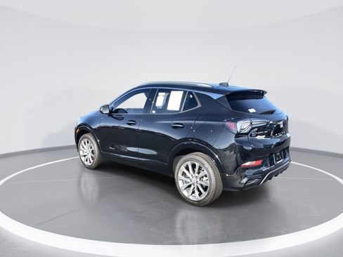 Used 2025 Buick Encore GX Avenir w/ Avenir Convenience Package image 6
