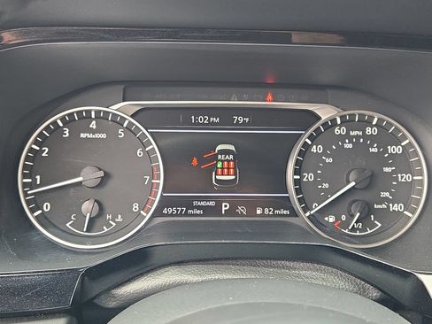 Used 2025 Nissan Pathfinder SV FWD image 15