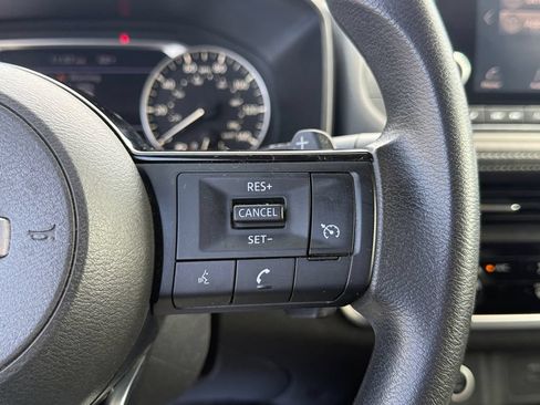 Used 2021 Nissan Rogue S AWD/4WD image 28
