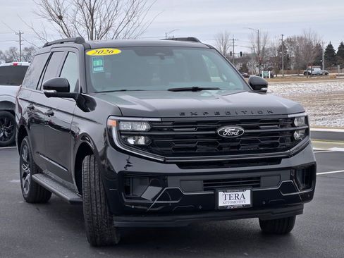 New 2026 Ford Expedition Platinum w/ Stealth Appearance Package image 4