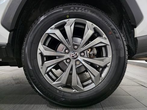 Used 2024 Toyota RAV4 XLE Premium AWD/4WD image 23