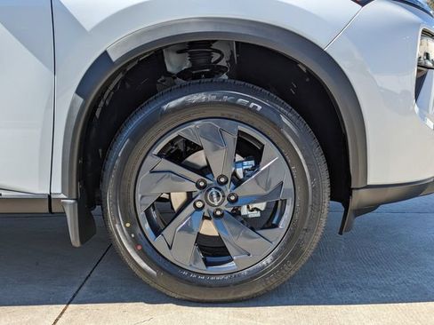 New 2026 Nissan Rogue SV FWD image 11