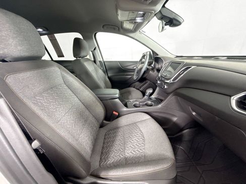 Used 2024 Chevrolet Equinox LT w/ LPO, Floor Liner Package FWD image 39