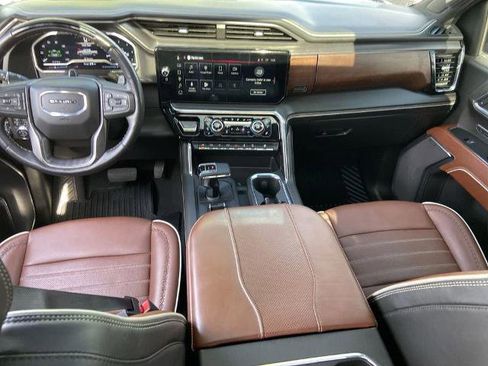 Used 2023 GMC Sierra 1500 Denali Ultimate image 17