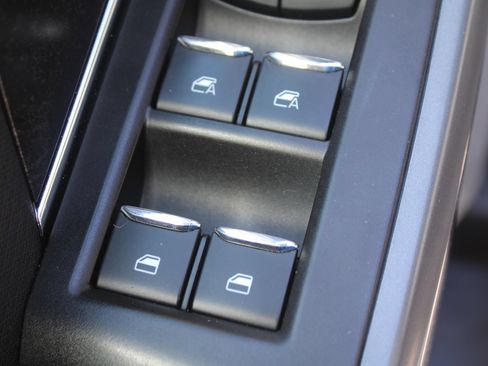 Used 2022 Ford F150 XLT w/ Equipment Group 302A High AWD/4WD image 19