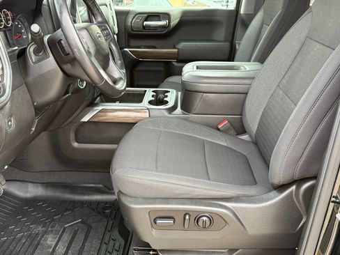 Used 2022 Chevrolet Silverado 1500 RST image 18