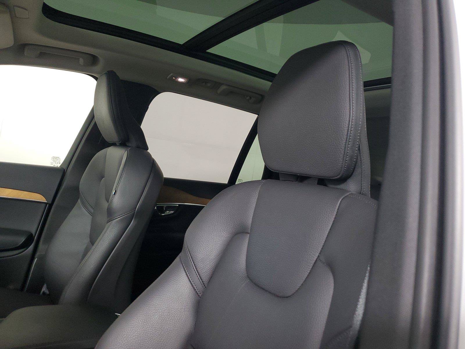 Used 2024 Volvo XC90 B6 Plus w/ Protection Package AWD/4WD image 23