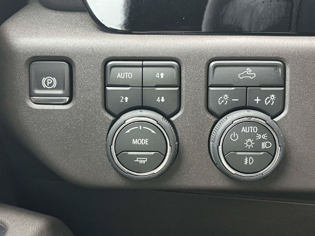 New 2026 Chevrolet Silverado 1500 RST w/ Z71 Off-Road Package AWD/4WD image 17