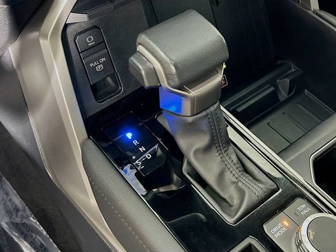 Certified 2025 Toyota Tundra Limited AWD/4WD image 15