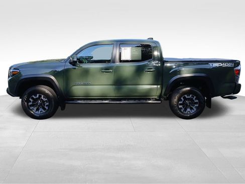 Used 2021 Toyota Tacoma TRD Off-Road w/ TRD Premium Off Road Package AWD/4WD image 5