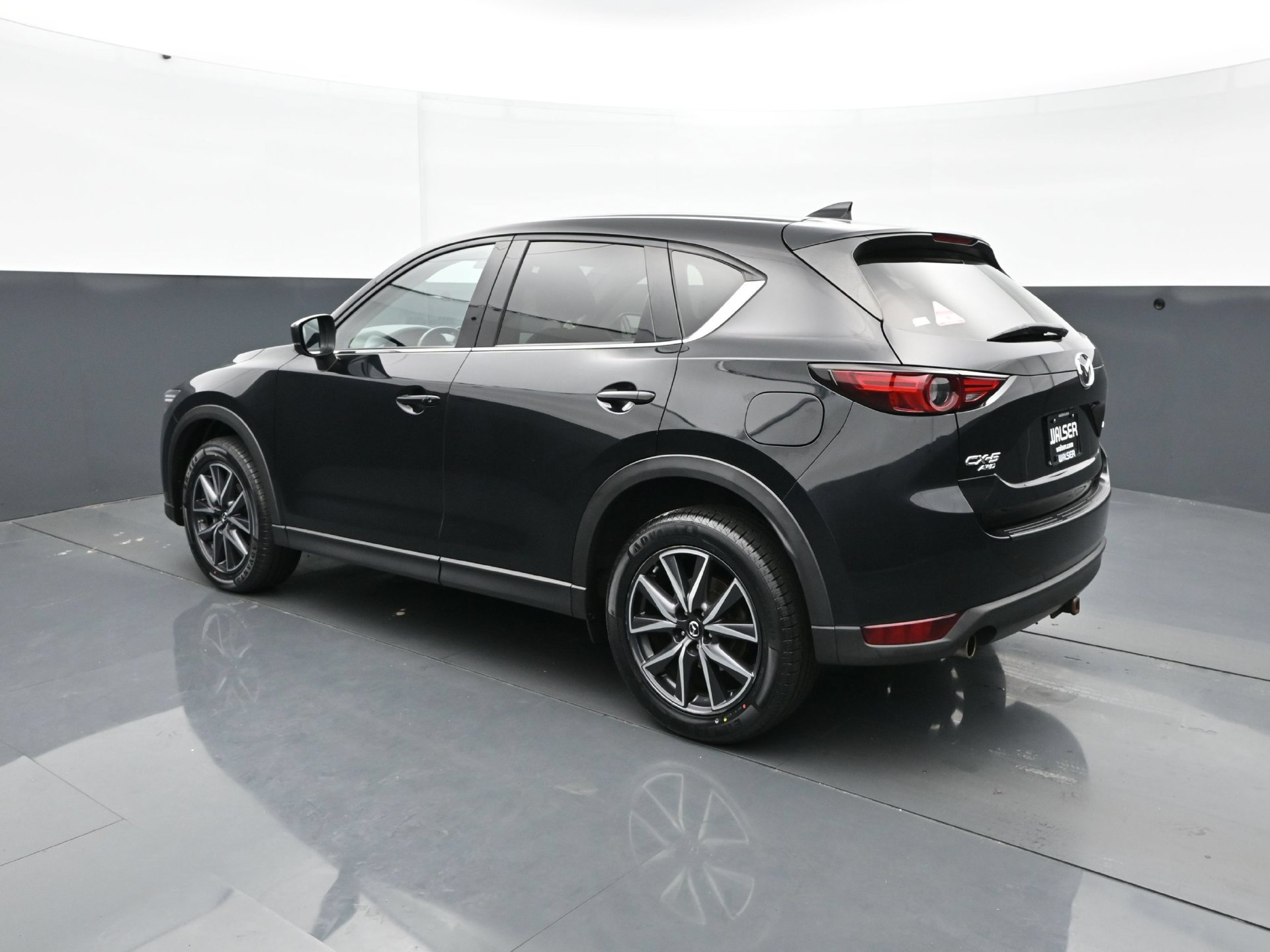 Used 2017 MAZDA CX-5 Grand Touring AWD/4WD image 4