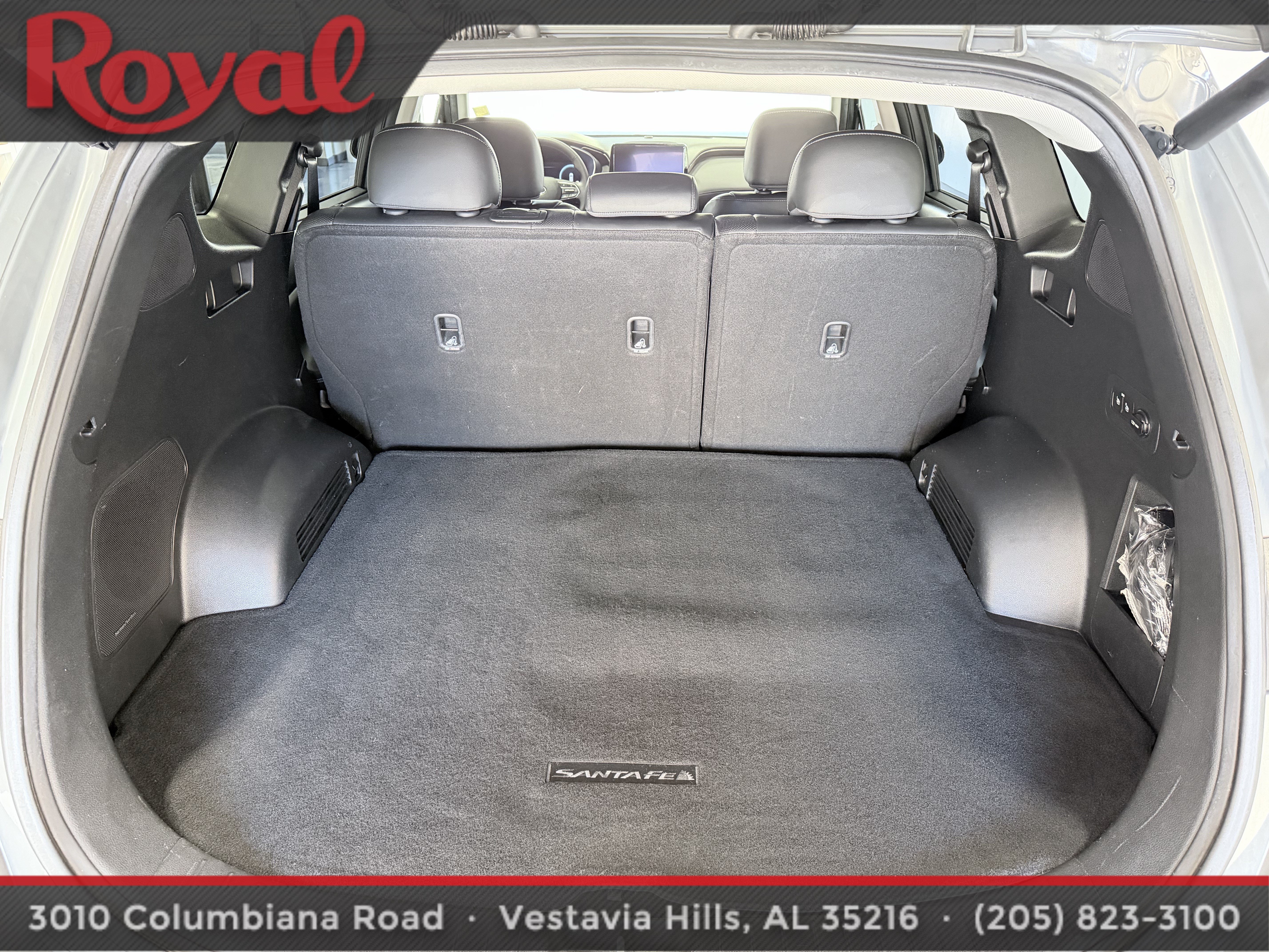 Used 2023 Hyundai Santa Fe SEL w/ Premium Package FWD image 7
